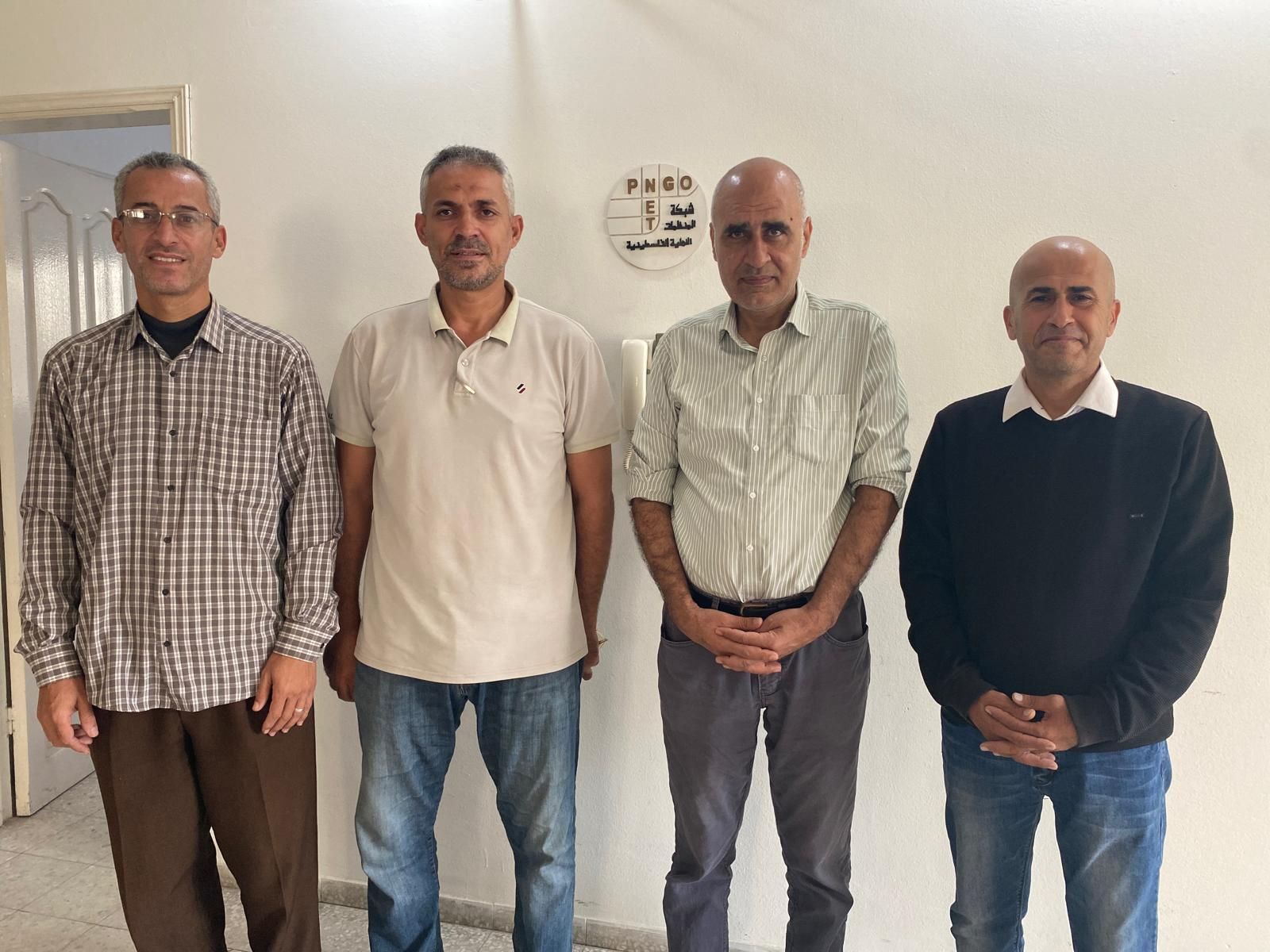 وفد من كهرباء غزة يزور شبكة المنظمات الأهلية ويلتقي مديرها العام السيد أمجد الشوا